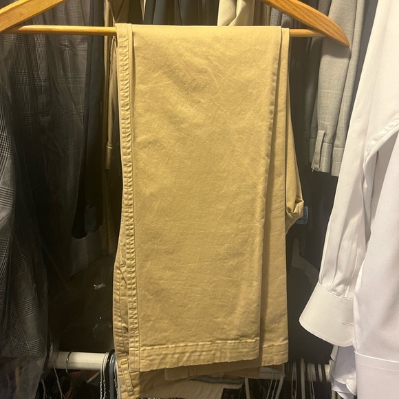 Abercrombie & Fitch Khakis - Picture 4 of 5